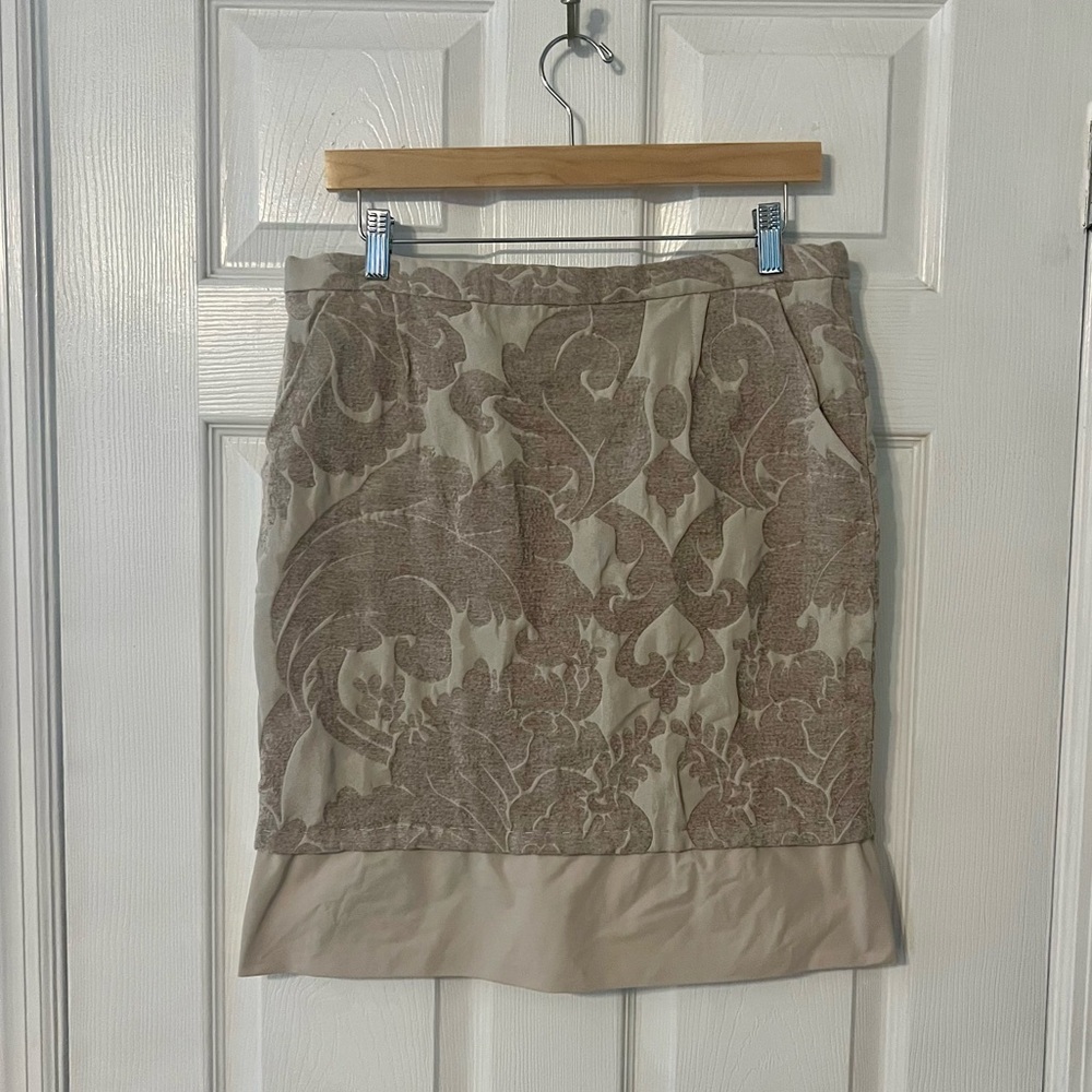 BCBGMaxAzria Women’s Elegant Beige Patterned Skirt Size 10